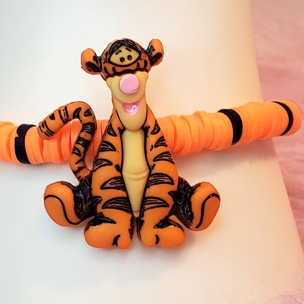 Handmade Beaded heishi bracelet Tigger - Picture 1 of 4